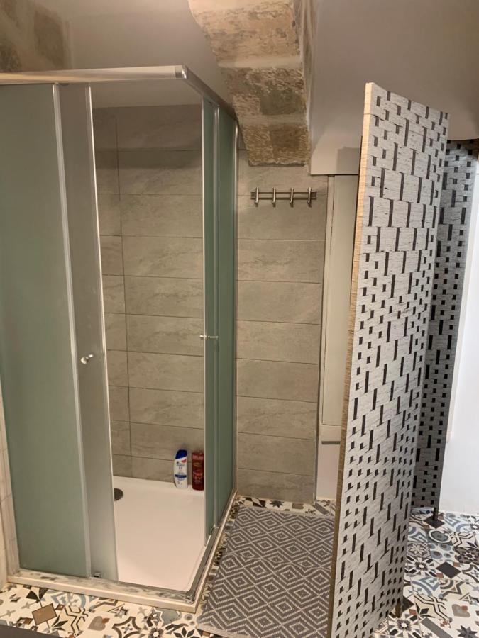 Studio Apartment In Valletta Exteriör bild